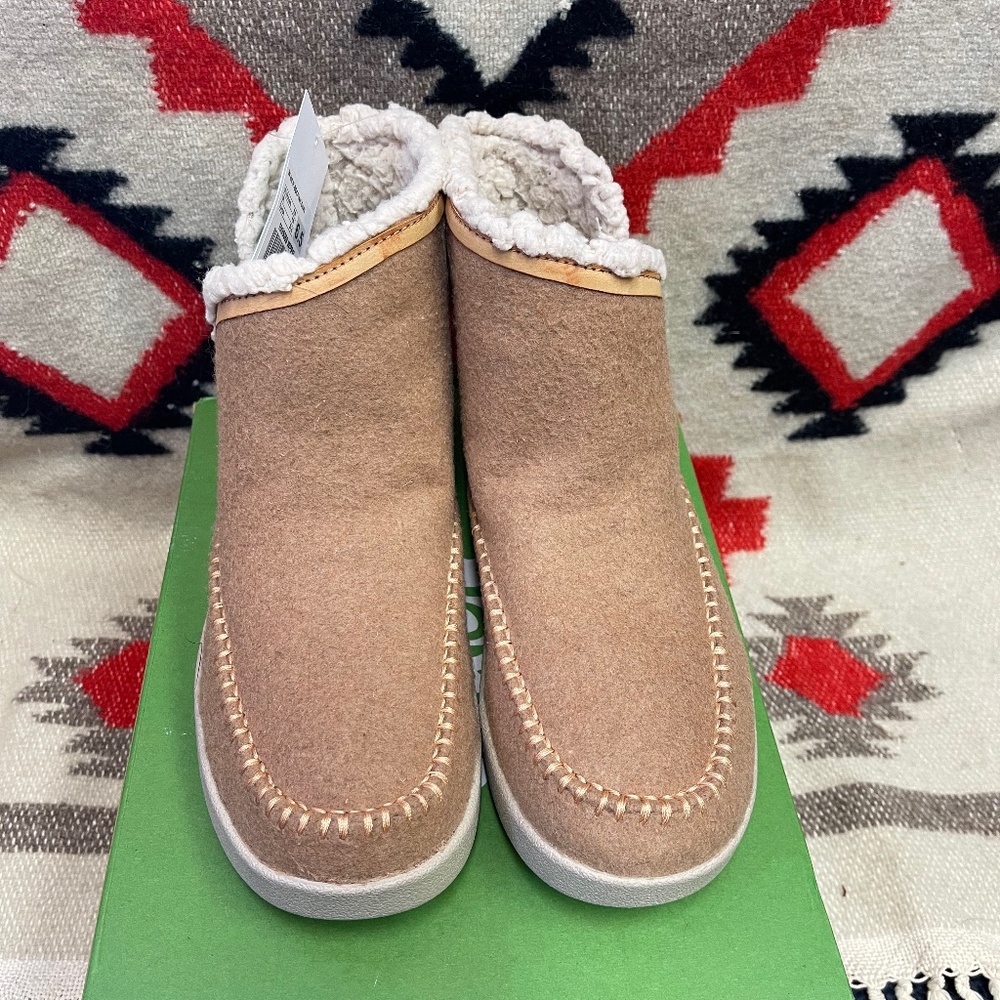Sanuk Women’s Booth Ojai Ankle boots NIB size 6 1/2